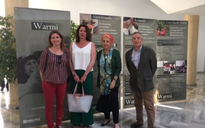 Rosa Mª Calaf inauguró la exposición ‘Warmi’ con su conferencia ‘Contando el mundo en femenino’