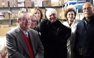 Pasión Vega visita la sede central de Madre Coraje