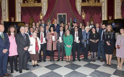 ¡Madre Coraje recibe la Medalla de la Provincia de Cádiz!