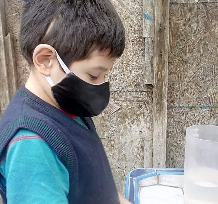 Madre Coraje y Fundación Roviralta envían a Perú abrigo y jabón para hacer frente a las olas de frío y a la crisis por el Covid-19