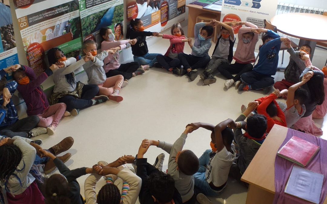 Los Objetivos de Desarrollo Sostenible aterrizan en Pamplona de la mano del proyecto ‘Más Aulas’ de Madre Coraje