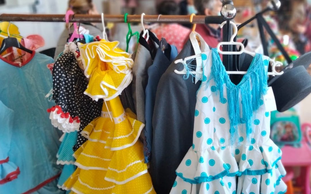 Madre Coraje participa con un mercadillo en el V Certamen de Moda Flamenca del centro comercial La Sierra de Córdoba