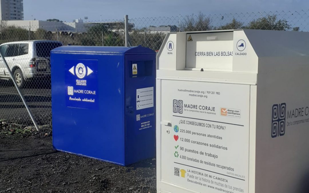 Nuevos contenedores de recogida de ropa y aceite de Madre Coraje en Huelva para facilitar la gestión respetuosa