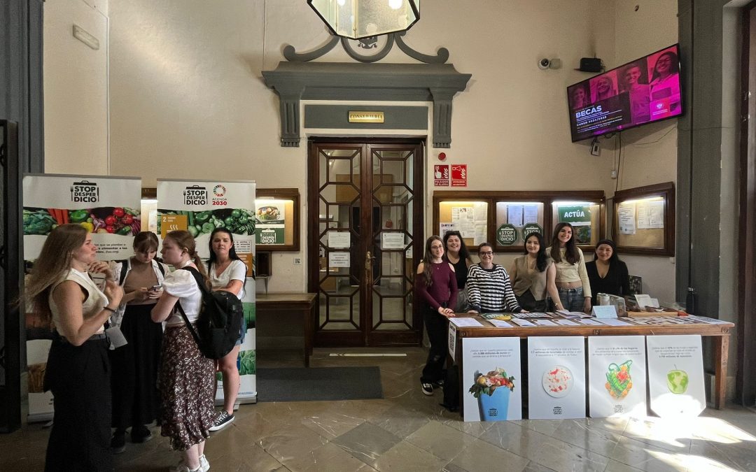 Un grupo de universitarias de Granada pone en marcha la campaña ‘Not just a Brownie’ contra el desperdicio de alimentos